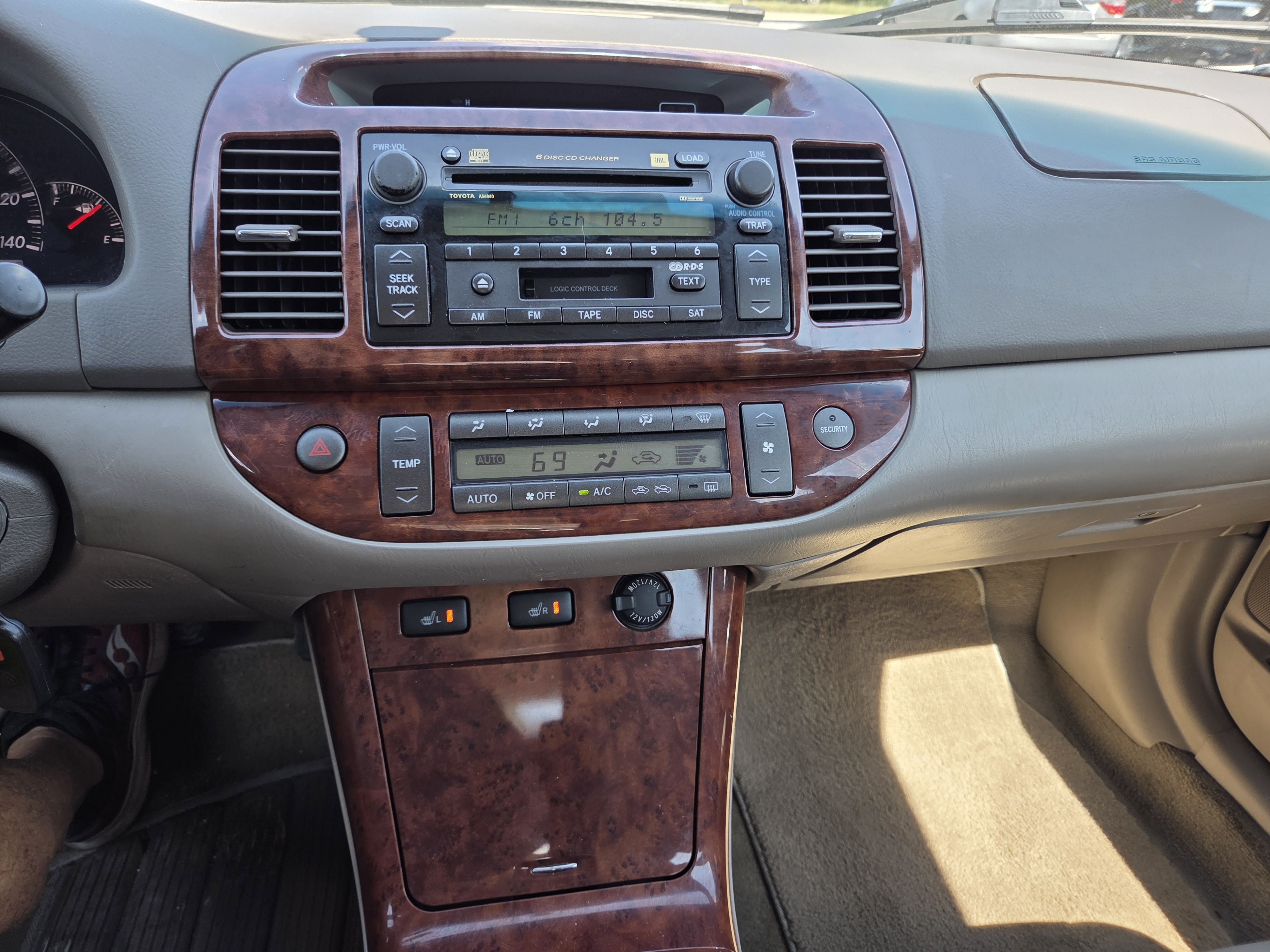 Car photo